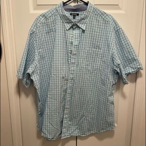 Men’s short sleeved checkered shirt